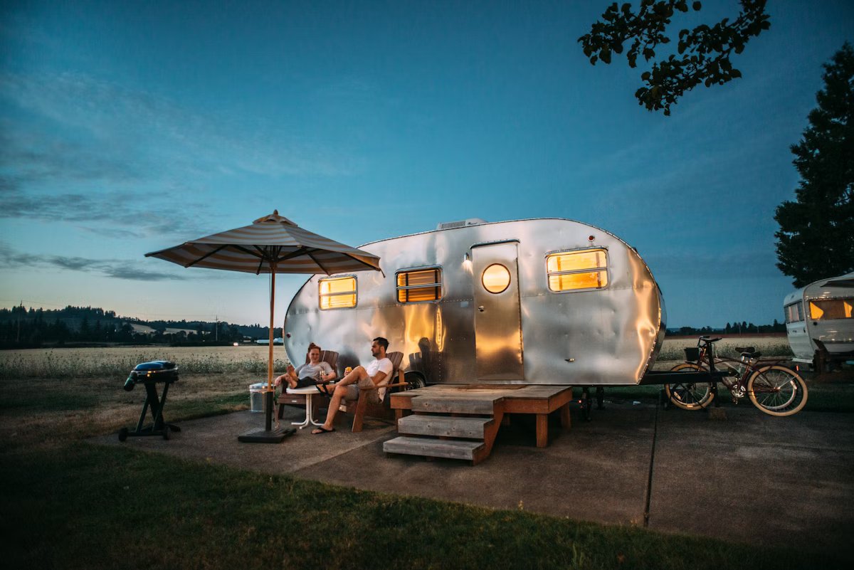 Kamp ekipmanları ve outdoor malzemeleri